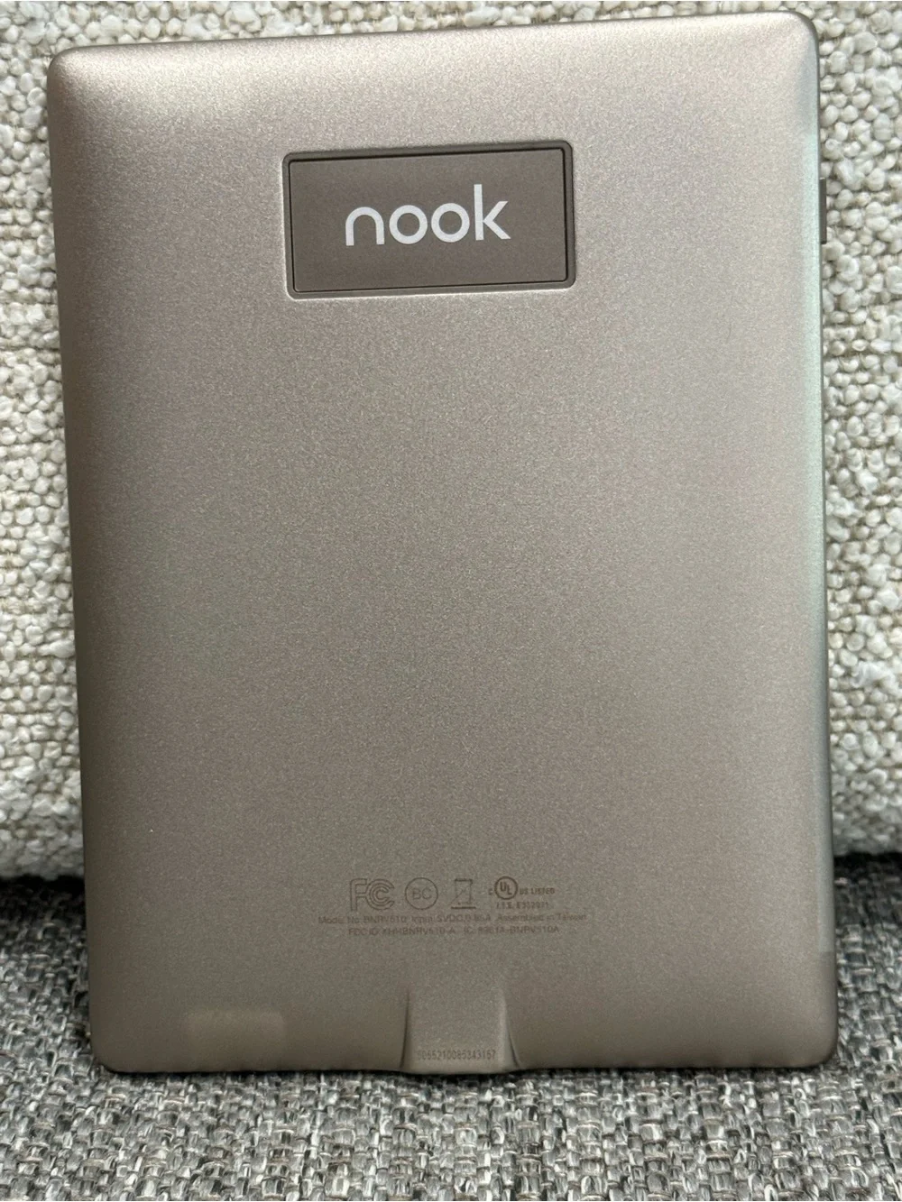 Nook eBook Reader in Metallic Champagne